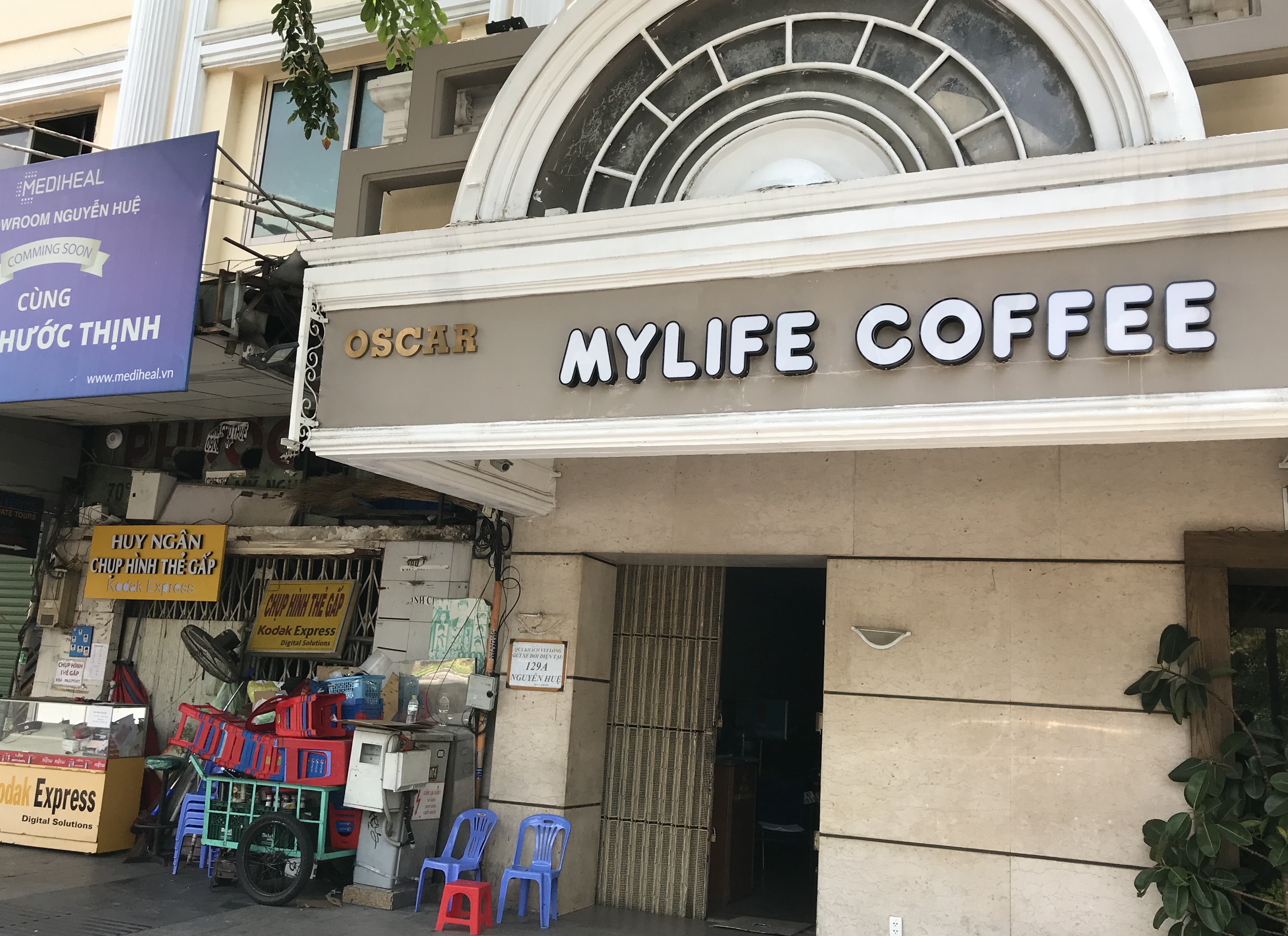 Ngày đầu nghỉ lễ 30/4, người dân đổ về Sở Thú Sài Gòn nhưng hụt hẫng ra về vì vẫn còn đóng cửa - Ảnh 15. Ngày đầu nghỉ lễ 30/4, người dân đổ về Sở Thú Sài Gòn nhưng hụt hẫng ra về vì vẫn còn đóng cửa - Ảnh 15.