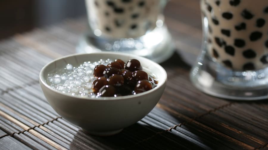 Lịch sử phát triển của trà sữa trân châu, món đồ uống khiến nhiều người 'yêu ngay từ ngụm đầu tiên' - Ảnh 2. Lịch sử phát triển của trà sữa trân châu, món đồ uống khiến nhiều người 'yêu ngay từ ngụm đầu tiên' - Ảnh 2.