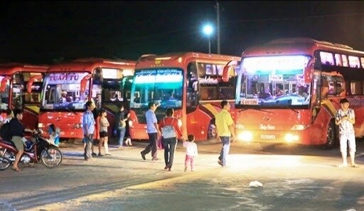Nhiều nhà xe ở Ninh Thuận tự ý tăng giá vé gần gấp đôi dịp 30/4-1/5 - Ảnh 1. Nhiều nhà xe ở Ninh Thuận tự ý tăng giá vé gần gấp đôi dịp 30/4-1/5 - Ảnh 1.