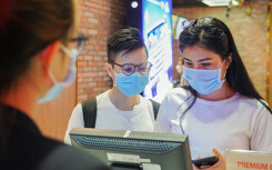 Rạp chiếu phim thực hiện giãn cách, khử khuẩn ngày trở lại