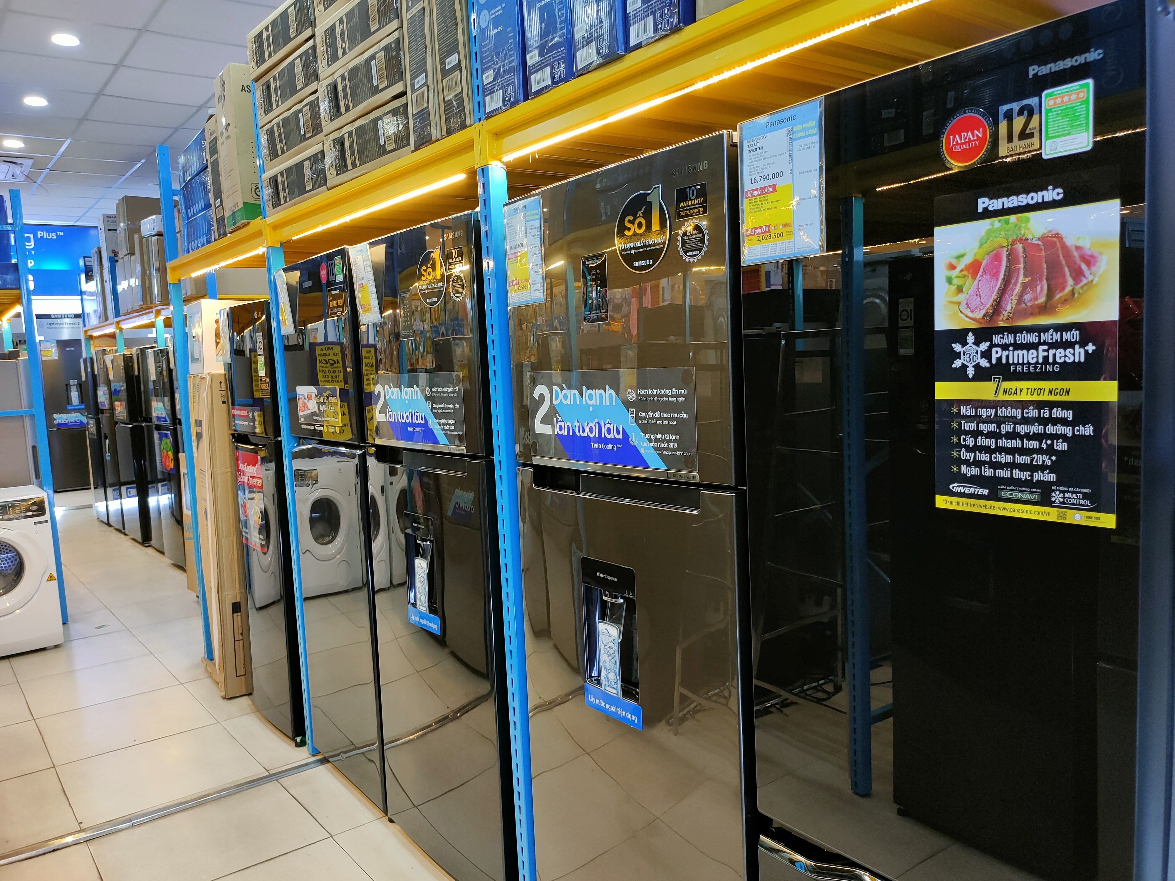 Nhiều kích cầu trong chương trình điện lạnh giảm giá đánh bay nóng bức ngày hè - Ảnh 2.