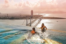 Hàng loạt khách sạn 5 sao Việt giảm giá còn hơn 1 triệu đồng/đêm