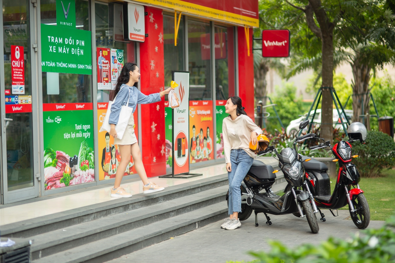 5 lý do không thể bỏ qua xe máy điện VinFast - Ảnh 5. 5 lý do không thể bỏ qua xe máy điện VinFast - Ảnh 5.