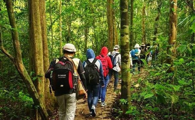 Ngắn ngày, giá rẻ... ăn chơi tranh thủ đỡ cuồng chân
- Ảnh 3. Ngắn ngày, giá rẻ... ăn chơi tranh thủ đỡ cuồng chân
- Ảnh 3.