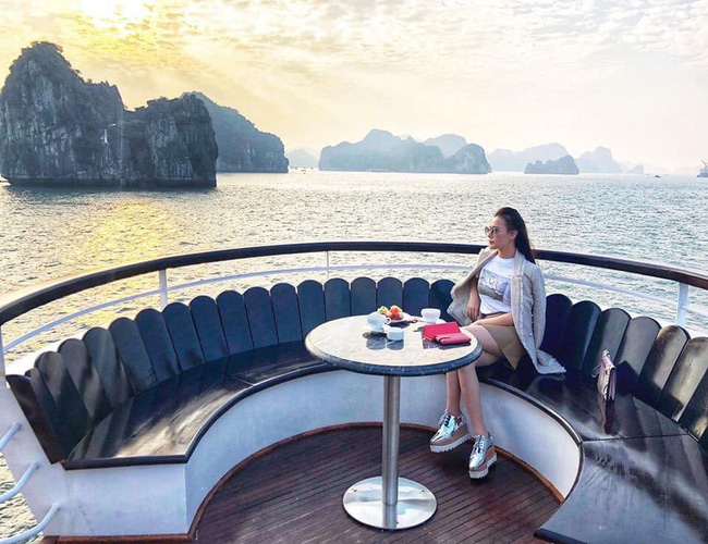 Quảng Ninh lập liên minh kích cầu, nhiều gói ưu đãi hấp dẫn được tung ra - Ảnh 1. Quảng Ninh lập liên minh kích cầu, nhiều gói ưu đãi hấp dẫn được tung ra - Ảnh 1.