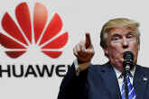Huawei bị chính quyền Tổng thống Trump tiếp tục cấm cửa làm ăn với doanh nghiệp Mỹ thêm một năm nữa