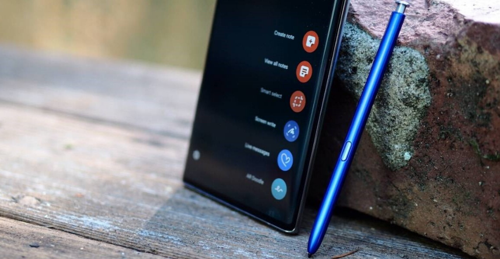 Sẽ có thêm một phiên bản Samsung Galaxy Fold lite trong năm nay - Ảnh 3. Sẽ có thêm một phiên bản Samsung Galaxy Fold lite trong năm nay - Ảnh 3.