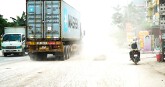 Thảm cảnh vừa bụi vừa lầy trên 'con đường đại gia' ở Hà Nội