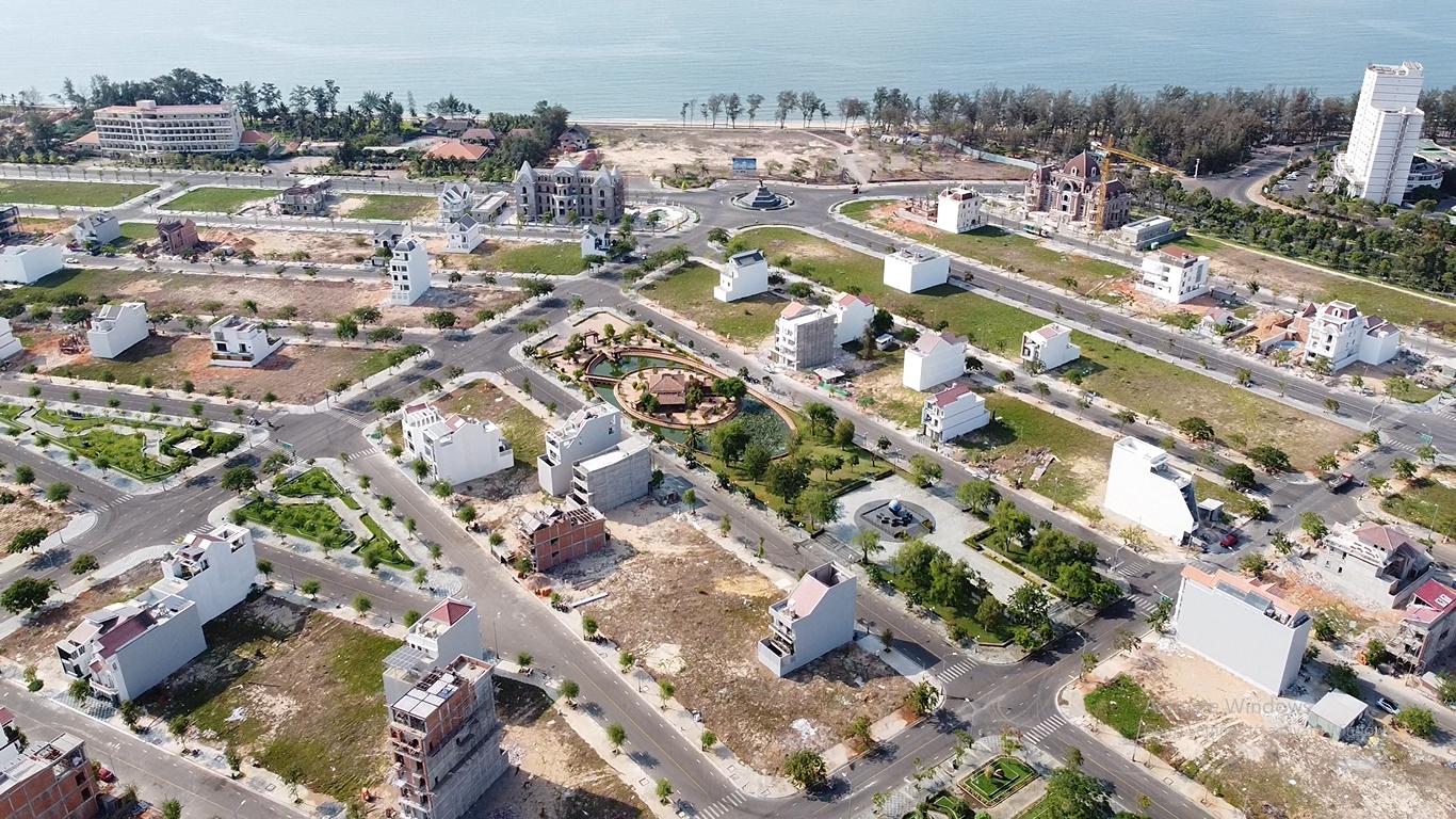 Vụ 'biến' sân golf Phan Thiết thành khu đô thị: UBND tỉnh Bình Thuận không yêu cầu CĐT bố trí 20% quĩ đất xây dựng NƠXH trong dự án gây thất thoát hàng trăm tỉ đồng? - Ảnh 2.