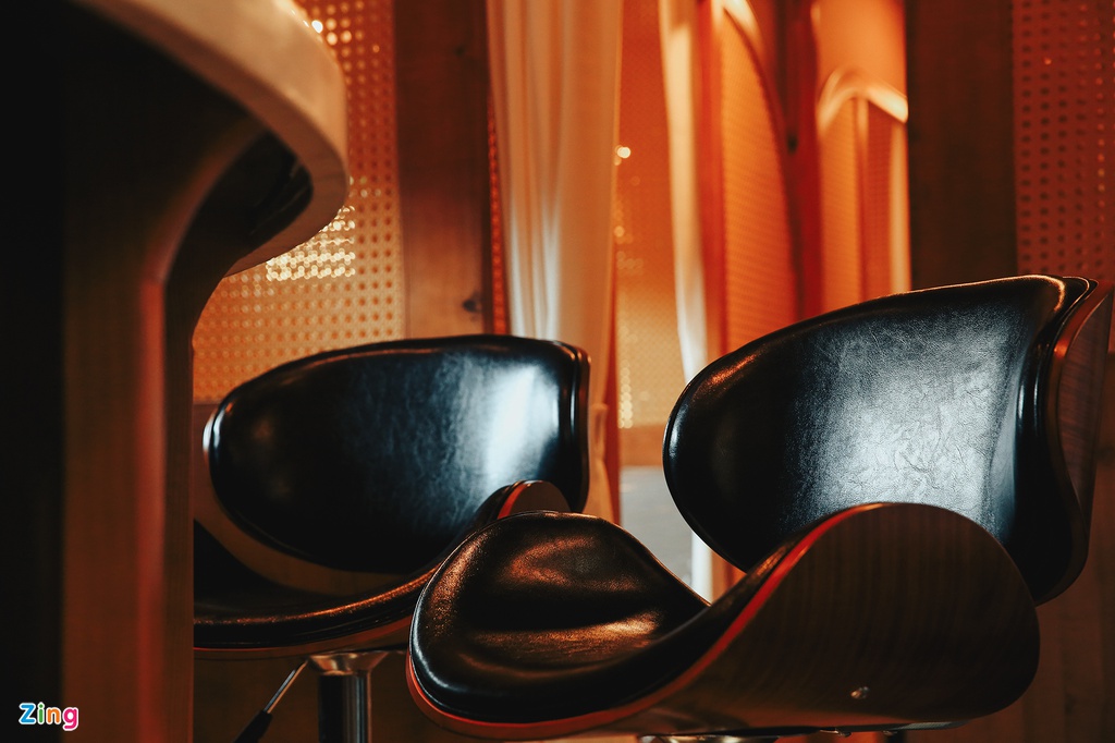 Toa tàu trang bị quầy bar, phòng massage cho khách khám phá Việt Nam - Ảnh 5. Toa tàu trang bị quầy bar, phòng massage cho khách khám phá Việt Nam - Ảnh 5.