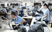 Dệt may đang điêu đứng, mất 11.000 tỉ đồng vì dịch Covid-19, trở thành con nợ khó đòi của ngân hàng