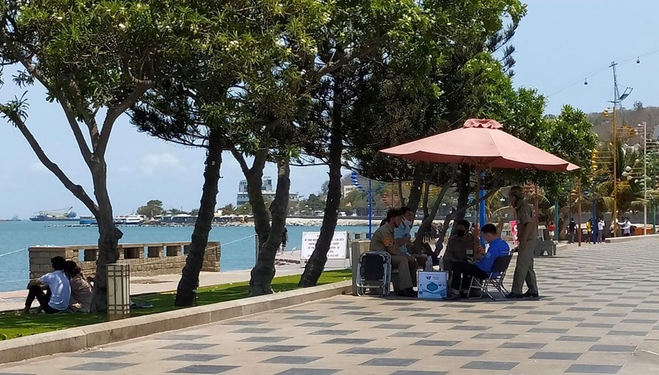 Ngược nhất nghỉ lễ: Biển Vũng Tàu không bóng người, Đà Lạt kẹt từ tinh mơ - Ảnh 7. Ngược nhất nghỉ lễ: Biển Vũng Tàu không bóng người, Đà Lạt kẹt từ tinh mơ - Ảnh 7.