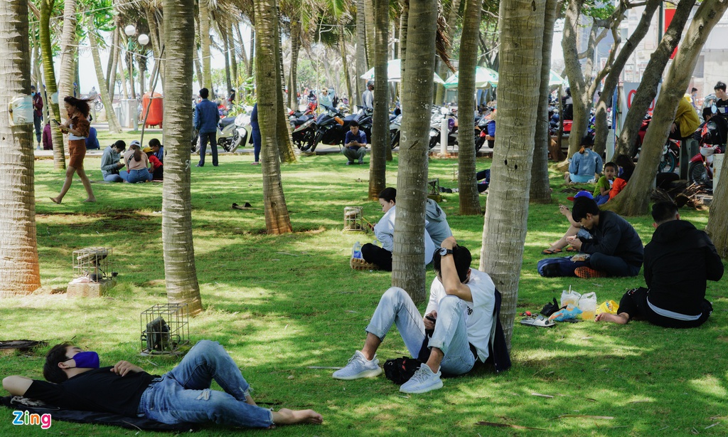 Nơi ùn tắc, chỗ thưa người ở các điểm du lịch dịp nghỉ lễ - Ảnh 10.