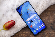 Điện thoại tầm trung cạnh tranh mạnh, đẩy mạnh công nghệ camera selfie khủng
