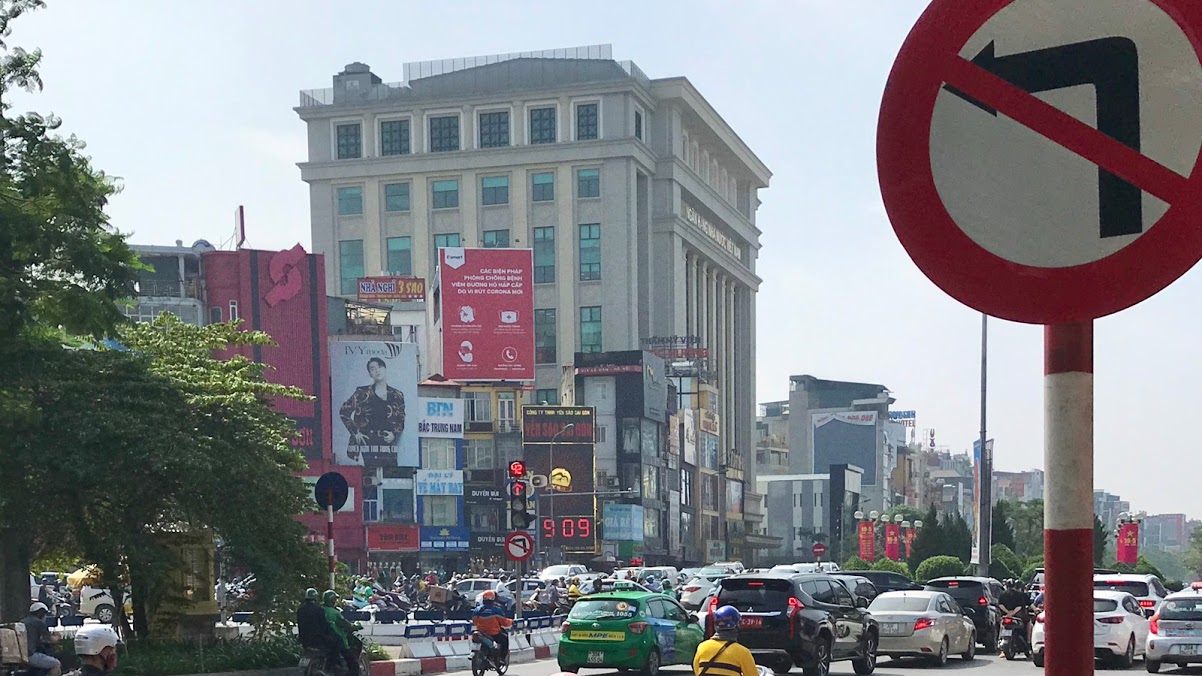 Nút giao thông dễ bị phạt ở Hà Nội: Giải mã 'ma trận' Ngã bảy Ô Chợ Dừa - Ảnh 2. Nút giao thông dễ bị phạt ở Hà Nội: Giải mã 'ma trận' Ngã bảy Ô Chợ Dừa - Ảnh 2.