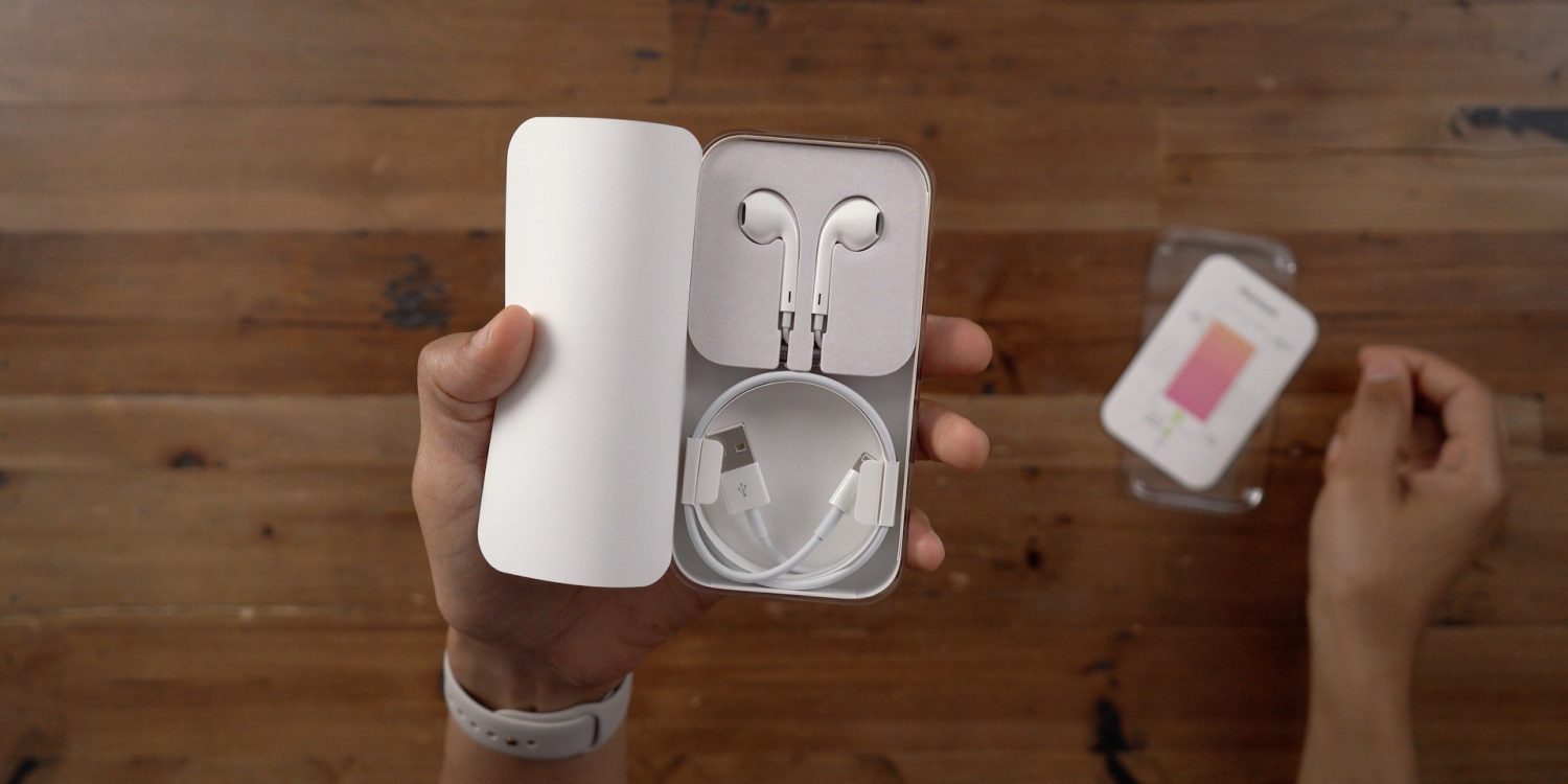 Apple tìm cách ép người dùng mua những chiếc tai nghe AirPods đắt đỏ - Ảnh 1. Apple tìm cách ép người dùng mua những chiếc tai nghe AirPods đắt đỏ - Ảnh 1.