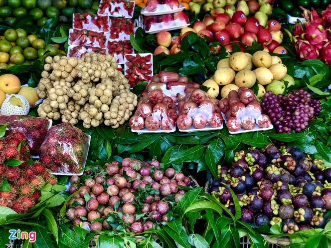 Sầu riêng, măng cụt Thái Lan đổ vào Việt Nam - Ảnh 1. Sầu riêng, măng cụt Thái Lan đổ vào Việt Nam - Ảnh 1.
