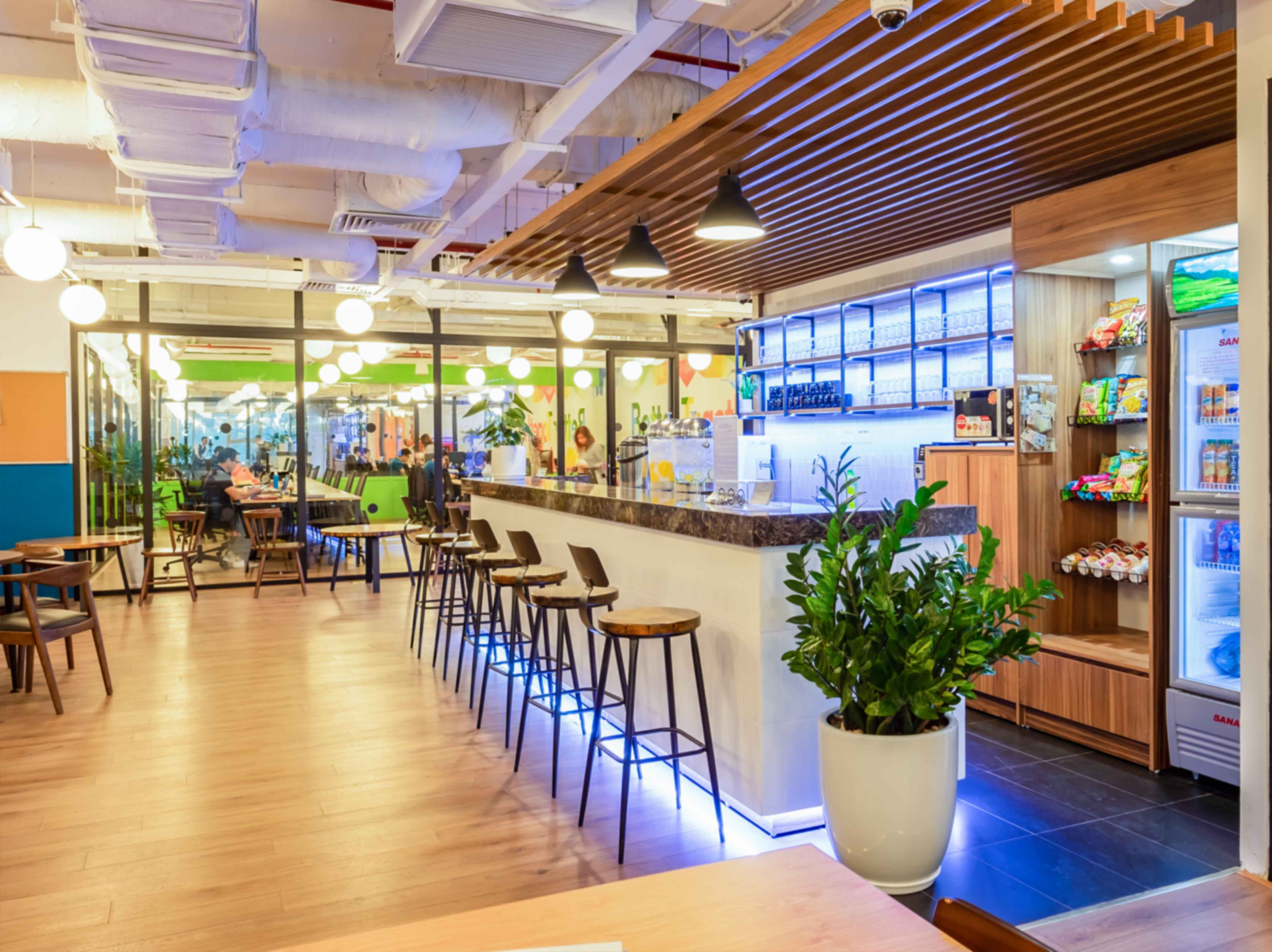 Thị trường co-working hậu Covid-19: Giảm giá thuê và có nhiều cơ hội thoát khó - Ảnh 1. Thị trường co-working hậu Covid-19: Giảm giá thuê và có nhiều cơ hội thoát khó - Ảnh 1.
