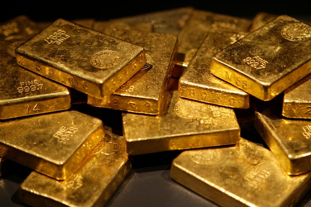 Hai đứa trẻ đã phát hiện ra một kho vàng trị giá 100.000 USD trong thời gian cách li xã hội - Ảnh 1. Hai đứa trẻ đã phát hiện ra một kho vàng trị giá 100.000 USD trong thời gian cách li xã hội - Ảnh 1.