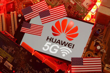 Mỹ vừa tấn công vào niềm tự hào của Huawei