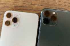 Điện thoại giảm giá tăng ưu đãi, nhiều dòng iPhone lẫn Samsung kích cầu mạnh