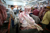Giá heo hơi lập đỉnh cao nhất lịch sử lên 105.000 đồng/kg, CP phá vỡ cam kết, liên tục nâng giá