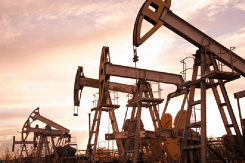 Giá xăng dầu hôm nay 28/5: Chờ OPEC+ nhóm họp, nhiên liệu tạm ngừng tăng