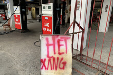 Bộ Công Thương khẳng định xử lí các cây xăng đóng cửa, găm hàng chờ tăng giá