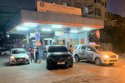 Cây xăng còn 20.000 lít nhưng báo hết hàng, không bán để chờ tăng giá bị phạt 30 triệu đồng