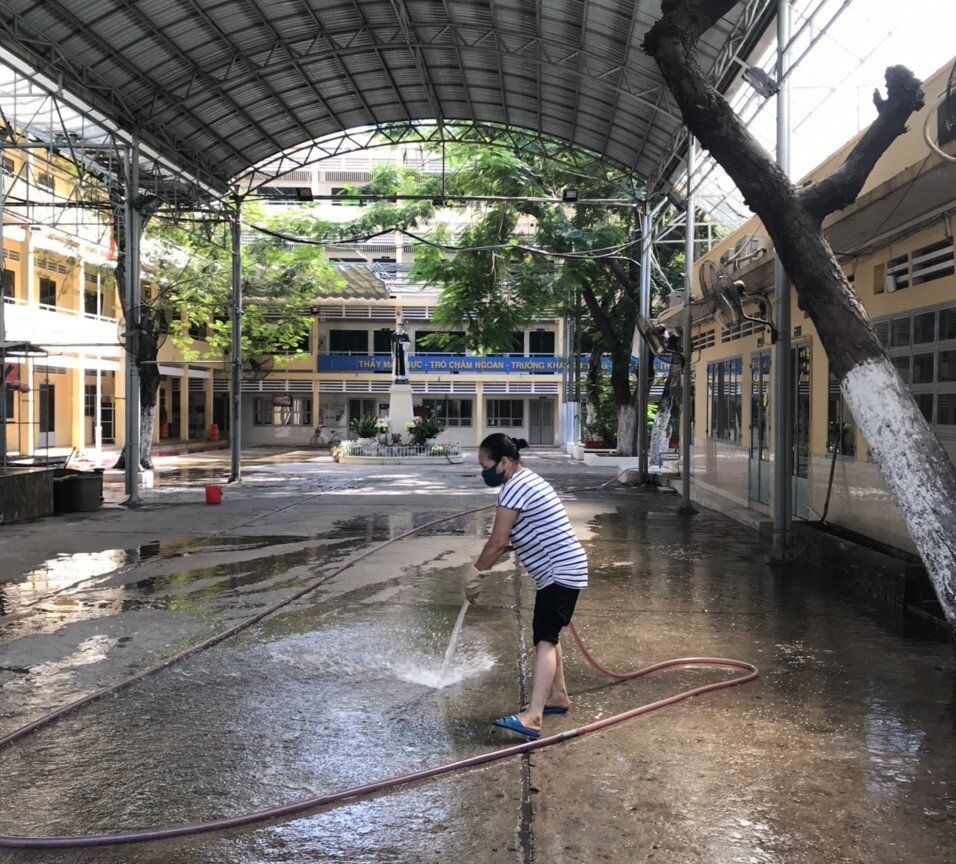 Ngày mai, các trường học ở TP HCM đã sẵn sàng đón học sinh đi học trở lại - Ảnh 2. Ngày mai, các trường học ở TP HCM đã sẵn sàng đón học sinh đi học trở lại - Ảnh 2.