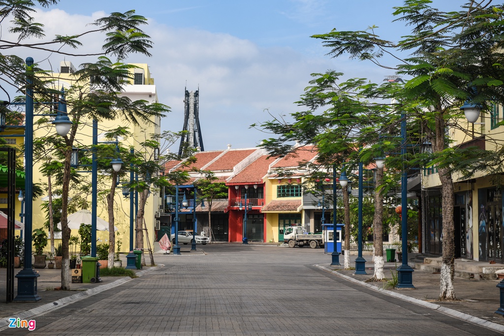 Lượng khách về biển Bãi Cháy tăng đột biến dịp nghỉ lễ - Ảnh 11. Lượng khách về biển Bãi Cháy tăng đột biến dịp nghỉ lễ - Ảnh 11.
