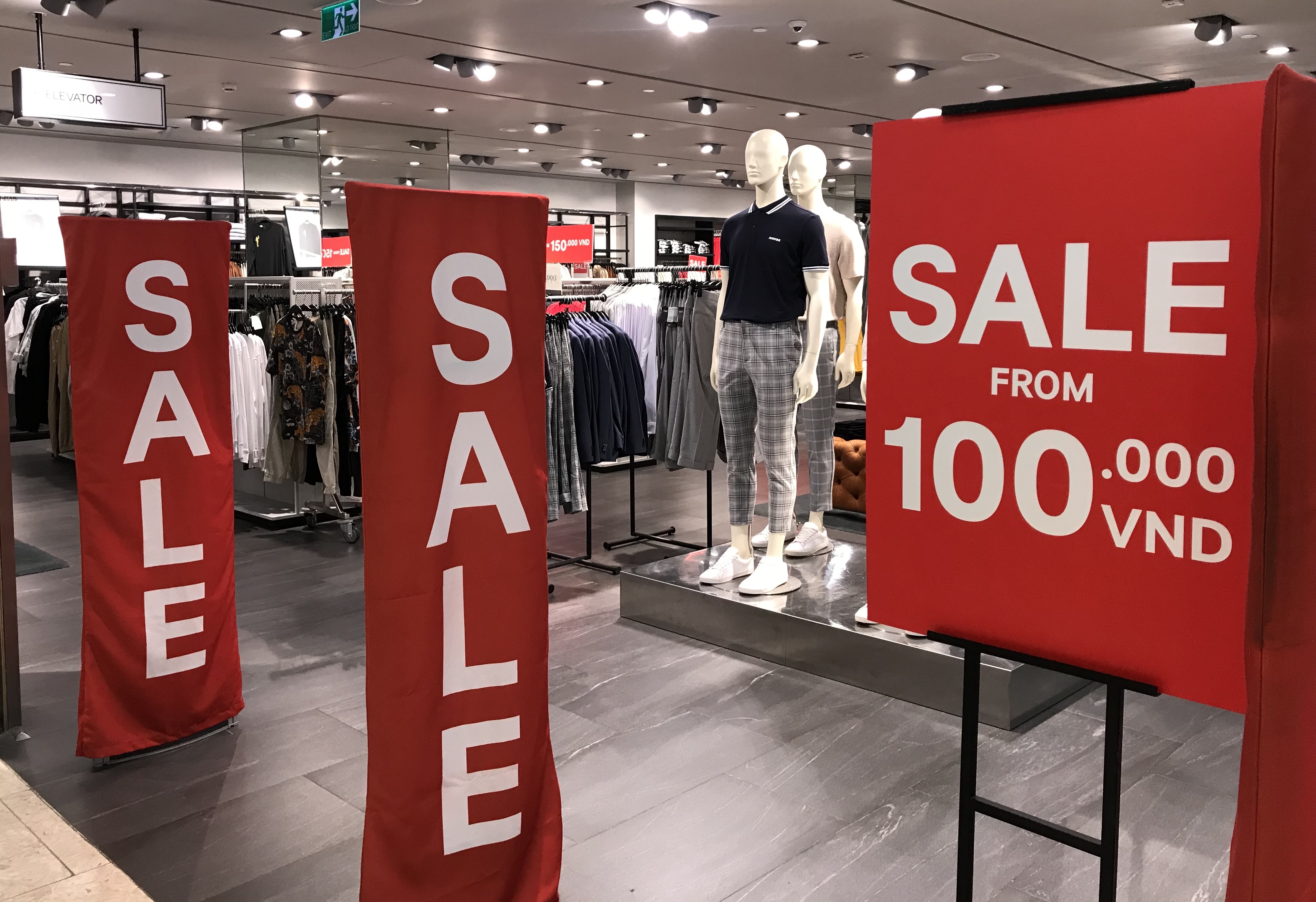 Người Sài Gòn sắp được mua hàng khuyến mãi, giảm giá 100%, kéo dài 2 tháng - Ảnh 1. Người Sài Gòn sắp được mua hàng khuyến mãi, giảm giá 100%, kéo dài 2 tháng - Ảnh 1.