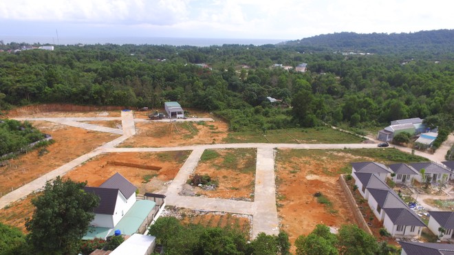 Sắc thái mới của đất nền ven biển - Ảnh 1.
