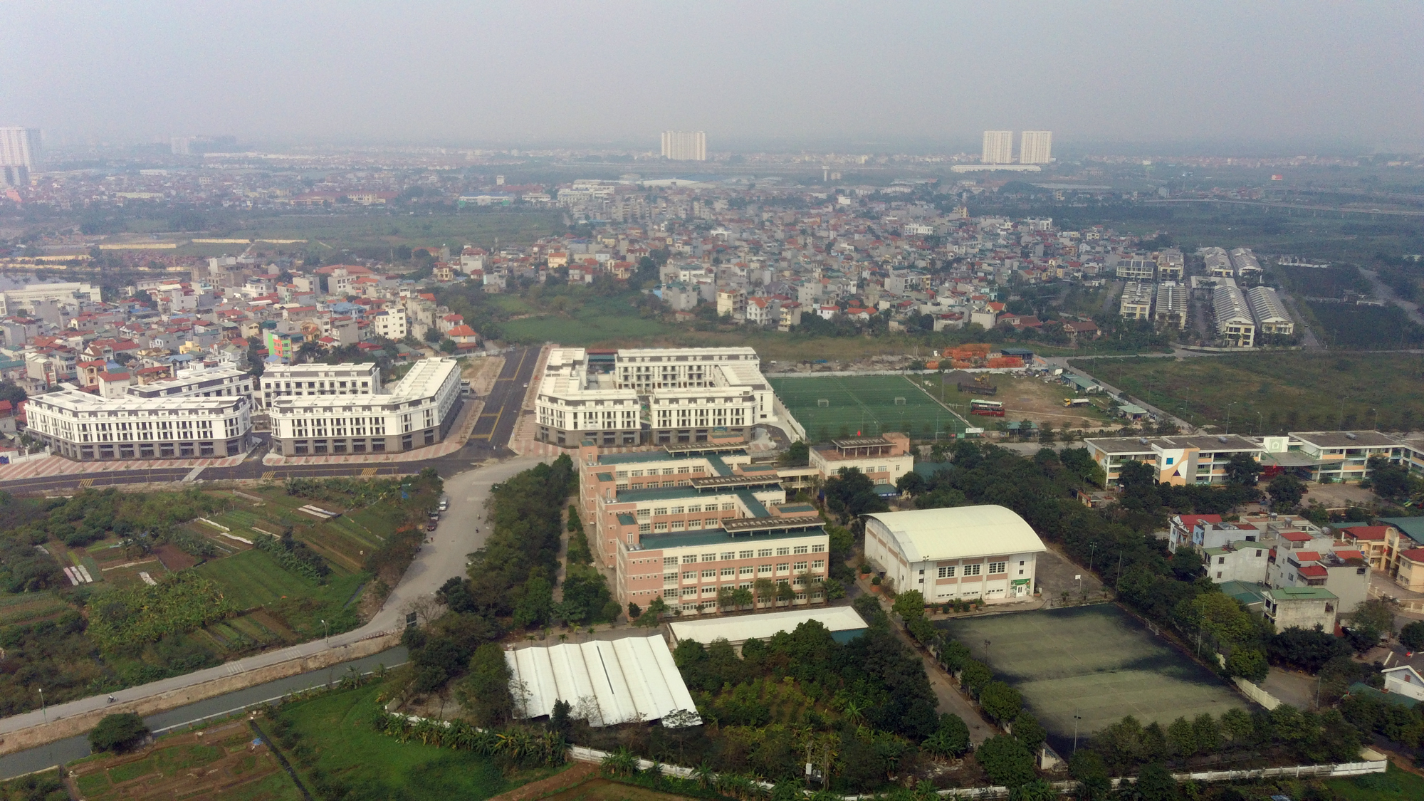 Những dự án chung cư gần các khu đất sẽ đào hồ lớn ở quận Long Biên - Ảnh 6. Những dự án chung cư gần các khu đất sẽ đào hồ lớn ở quận Long Biên - Ảnh 6.