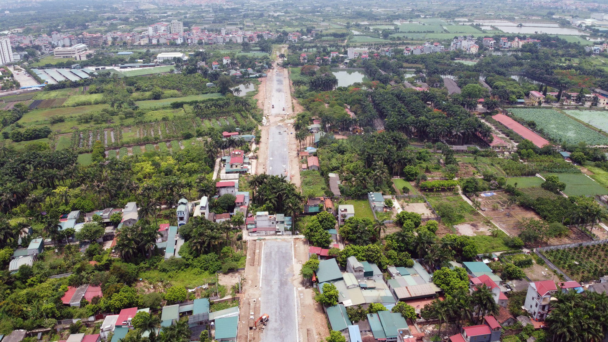Nhiều ngôi nhà vẫn án ngữ giữa đường nối ĐH Mỏ Địa chất vào KCN Nam Thăng Long - Ảnh 7.