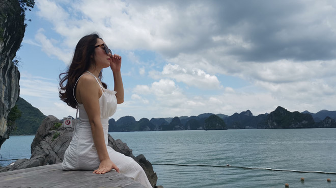 Du khách đổ xô đi Hạ Long trong ngày miễn phí cuối cùng của tháng 5 - Ảnh 3. Du khách đổ xô đi Hạ Long trong ngày miễn phí cuối cùng của tháng 5 - Ảnh 3.