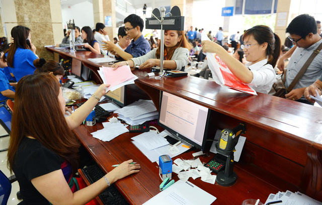 Yêu cầu cơ quan thuế không để trục lợi chính sách trong việc hỗ trợ người dân gặp khó vì Covid-19 - Ảnh 1. Yêu cầu cơ quan thuế không để trục lợi chính sách trong việc hỗ trợ người dân gặp khó vì Covid-19 - Ảnh 1.