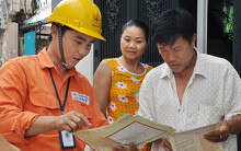 Tiền điện tháng 4/2020 bỗng tăng gấp đôi, ngành điện nói gì?