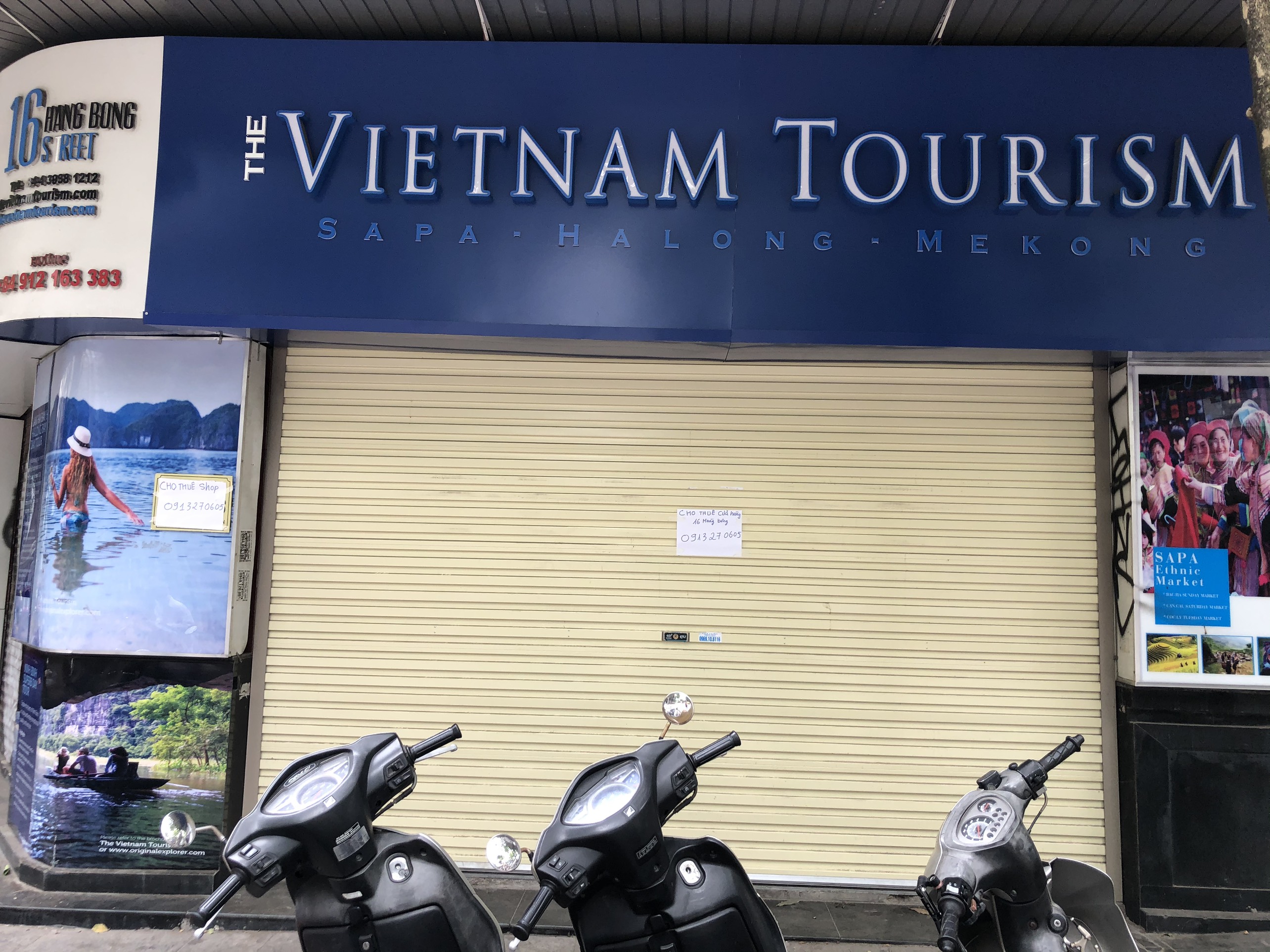 Kinh doanh ế ẩm, hàng loạt cửa hàng trên phố cổ trả mặt bằng, treo biển cho thuê - Ảnh 5. Kinh doanh ế ẩm, hàng loạt cửa hàng trên phố cổ trả mặt bằng, treo biển cho thuê - Ảnh 5.