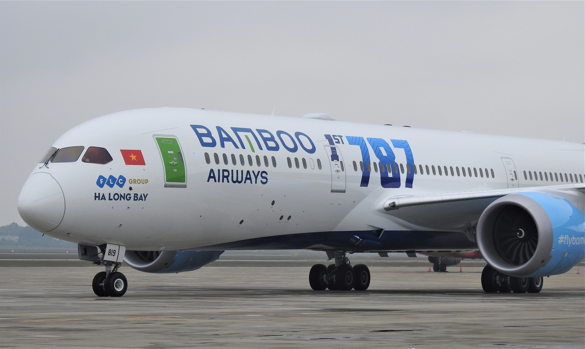 Bamboo Airways thực hiện chuyến bay thứ 3 đến châu Âu, đưa nhiều khách nước ngoài hồi hương - Ảnh 1. Bamboo Airways thực hiện chuyến bay thứ 3 đến châu Âu, đưa nhiều khách nước ngoài hồi hương - Ảnh 1.