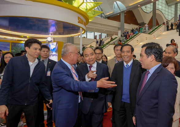Hội nghị doanh nghiệp với Thủ tướng không phải dịp ‘than nghèo, kể khổ’ - Ảnh 1. Hội nghị doanh nghiệp với Thủ tướng không phải dịp ‘than nghèo, kể khổ’ - Ảnh 1.