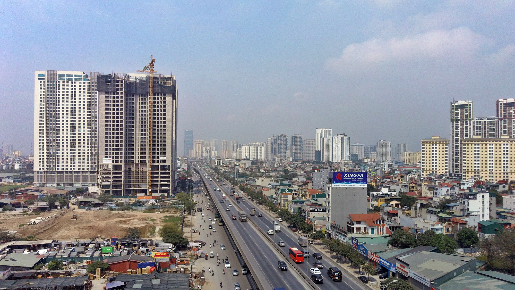 Cao ốc đang 'bóp nghẹt' Vành đai 3 ở Hà Nội từ cầu Thăng Long đến đường Giải Phóng - Ảnh 20. Cao ốc đang 'bóp nghẹt' Vành đai 3 ở Hà Nội từ cầu Thăng Long đến đường Giải Phóng - Ảnh 20.