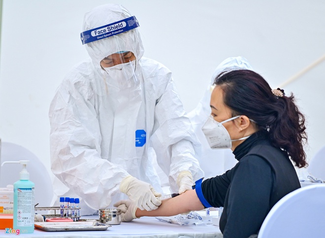 Việt Nam thêm 17 ca mắc Covid-19 mới, tất cả được cách li ngay khi nhập cảnh - Ảnh 1. Việt Nam thêm 17 ca mắc Covid-19 mới, tất cả được cách li ngay khi nhập cảnh - Ảnh 1.