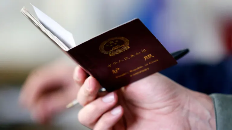 Tỉ lệ thất nghiệp Mỹ gia tăng khiến nỗi lo visa đè nặng người lao động châu Á trong các công ty công nghệ - Ảnh 2. Tỉ lệ thất nghiệp Mỹ gia tăng khiến nỗi lo visa đè nặng người lao động châu Á trong các công ty công nghệ - Ảnh 2.