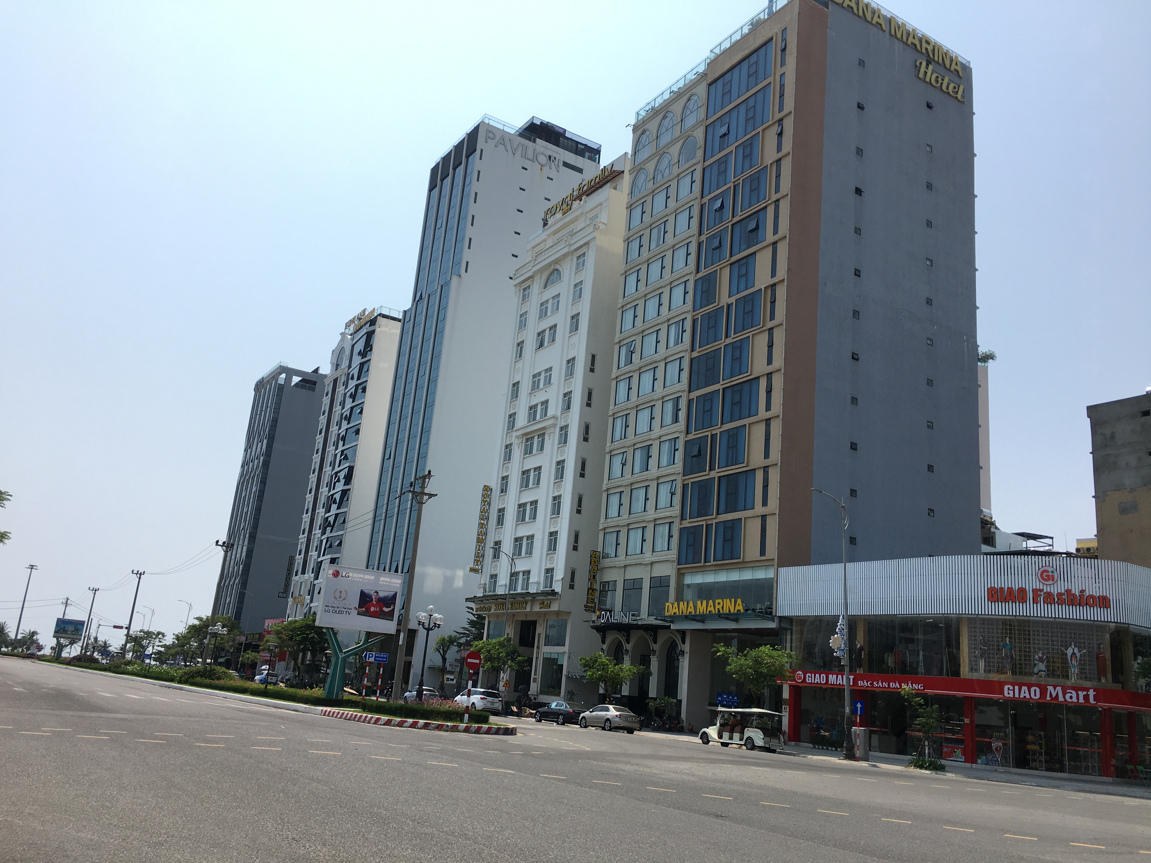 Đà Nẵng cho mở cửa spa, massage, thẩm mĩ nhưng người dân vẫn đóng cửa im ỉm không kinh doanh vì không còn khách Hàn - Trung - Ảnh 2. Đà Nẵng cho mở cửa spa, massage, thẩm mĩ nhưng người dân vẫn đóng cửa im ỉm không kinh doanh vì không còn khách Hàn - Trung - Ảnh 2.