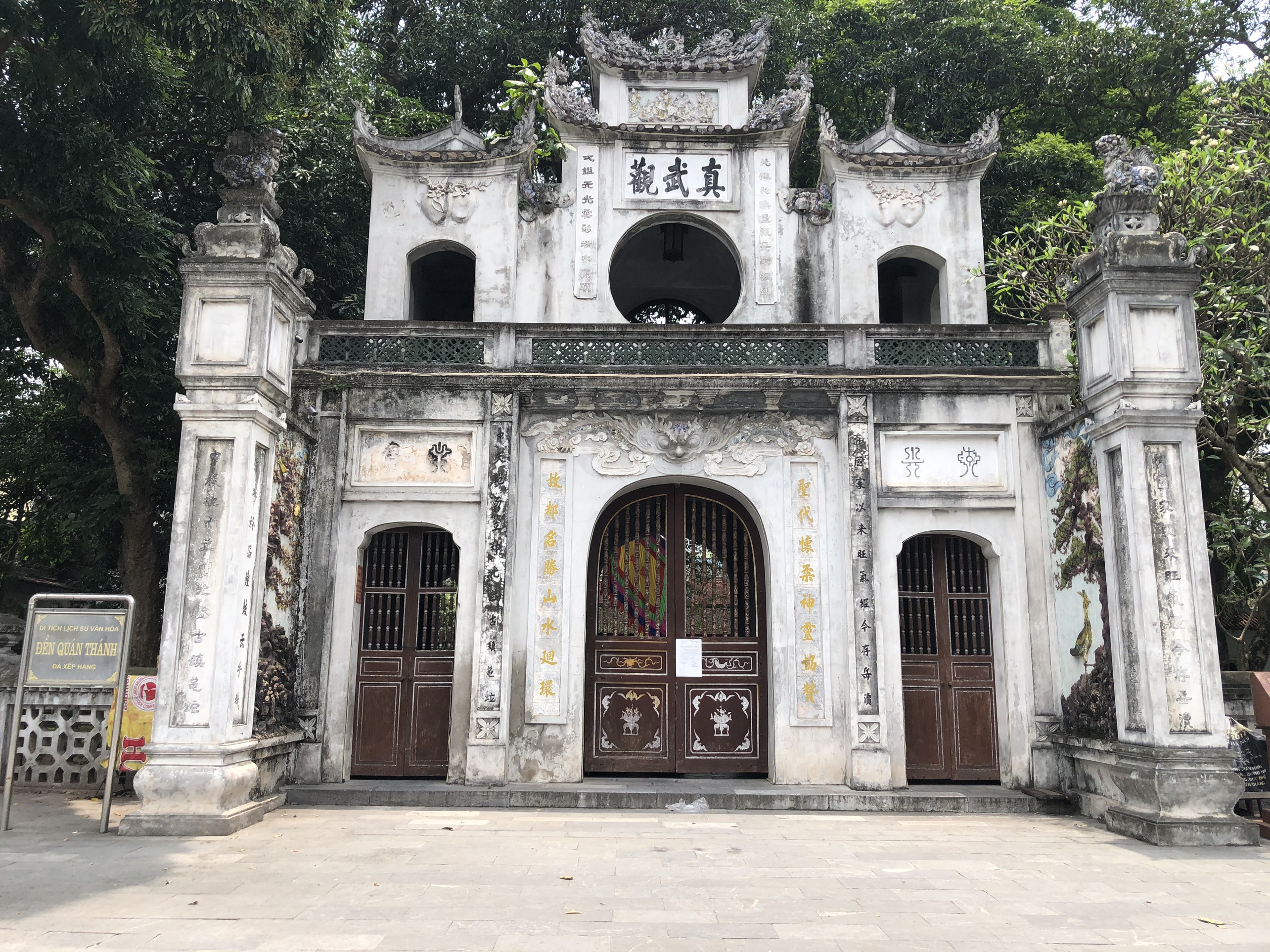 Xích lô du lịch ế ẩm, nhiều điểm tham quan Hà Nội vẫn tạm đóng cửa - Ảnh 6. Xích lô du lịch ế ẩm, nhiều điểm tham quan Hà Nội vẫn tạm đóng cửa - Ảnh 6.