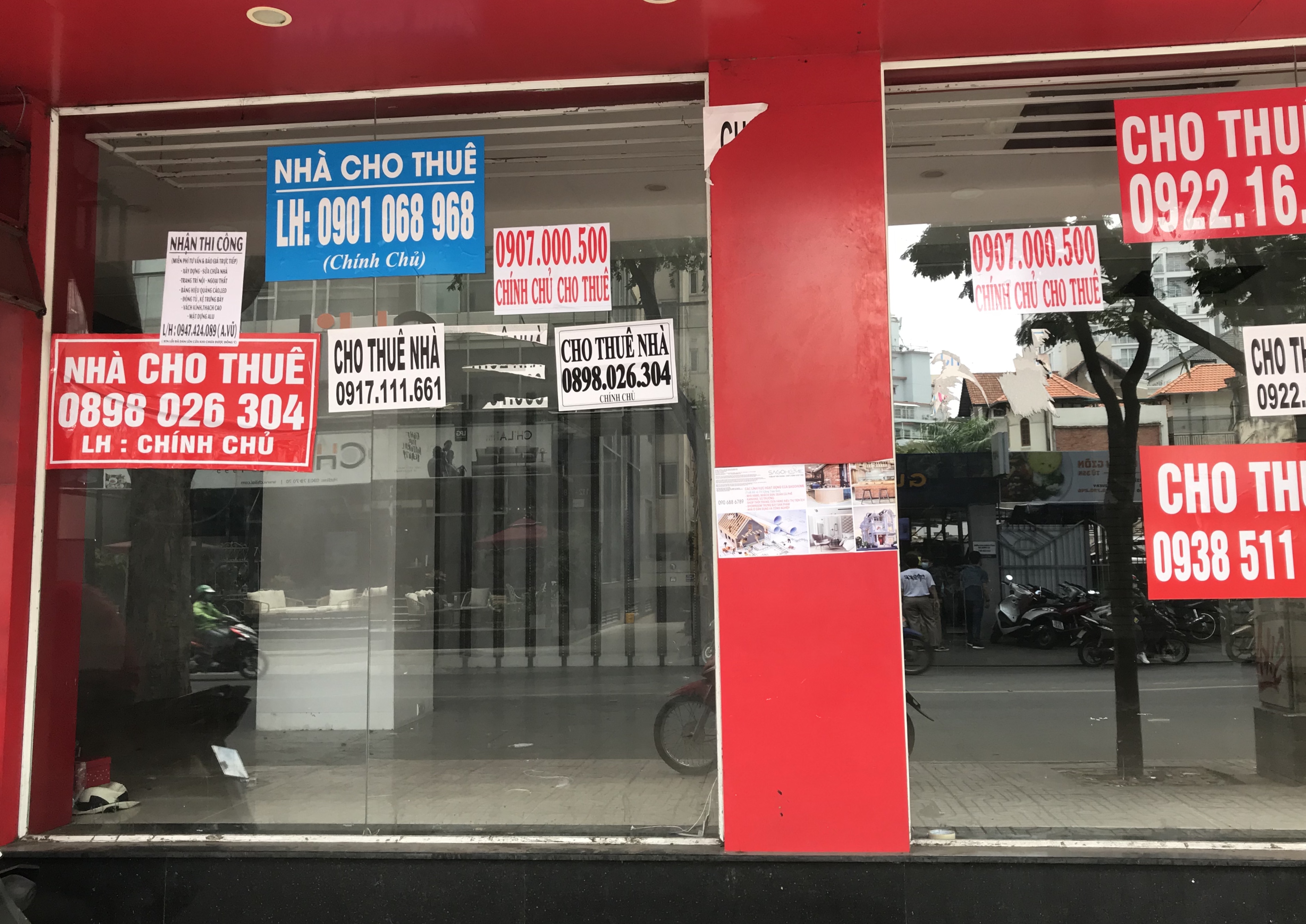 Cơ cấu nợ, giảm lãi vay vì Covid-19, Ngân hàng Nhà nước cho biết các tổ chức tín dụng cũng phải đảm bảo an toàn vốn - Ảnh 2. Cơ cấu nợ, giảm lãi vay vì Covid-19, Ngân hàng Nhà nước cho biết các tổ chức tín dụng cũng phải đảm bảo an toàn vốn - Ảnh 2.