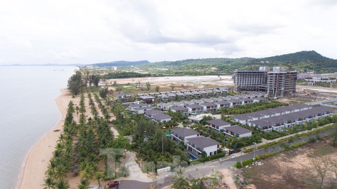 Nhìn từ trên cao đảo ngọc Phú Quốc bị ‘băm nát’ do buông lỏng quản lí - Ảnh 9.