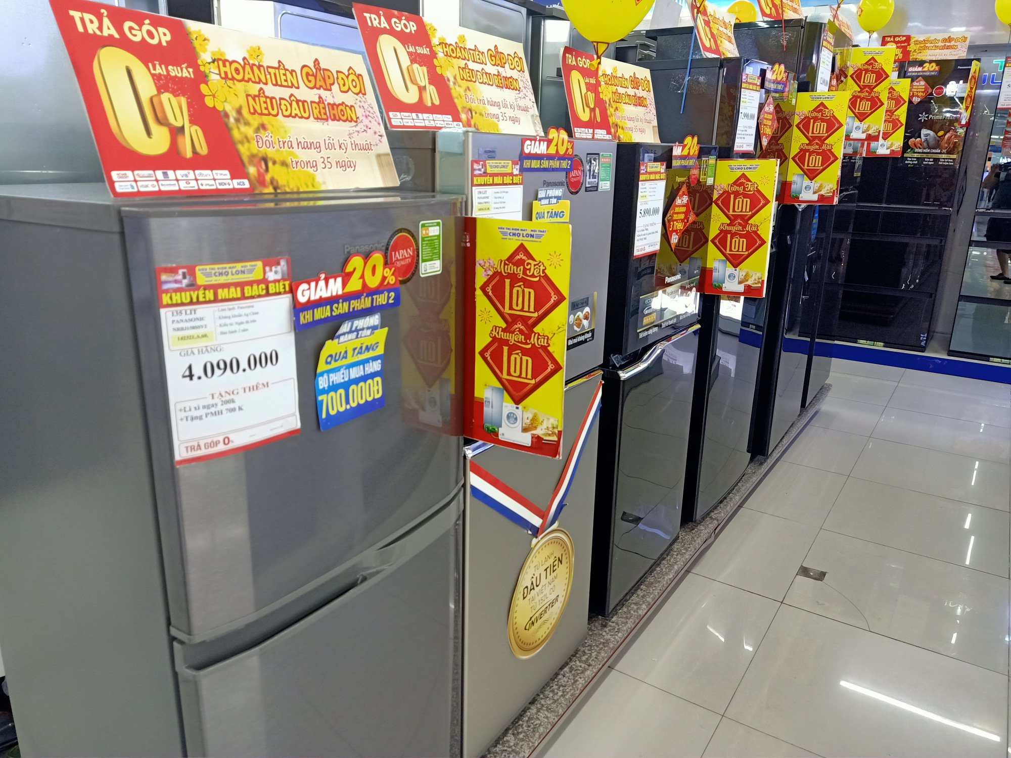 Những tủ lạnh giảm giá nổi bật đầu tháng 6 - Ảnh 1. Những tủ lạnh giảm giá nổi bật đầu tháng 6 - Ảnh 1.