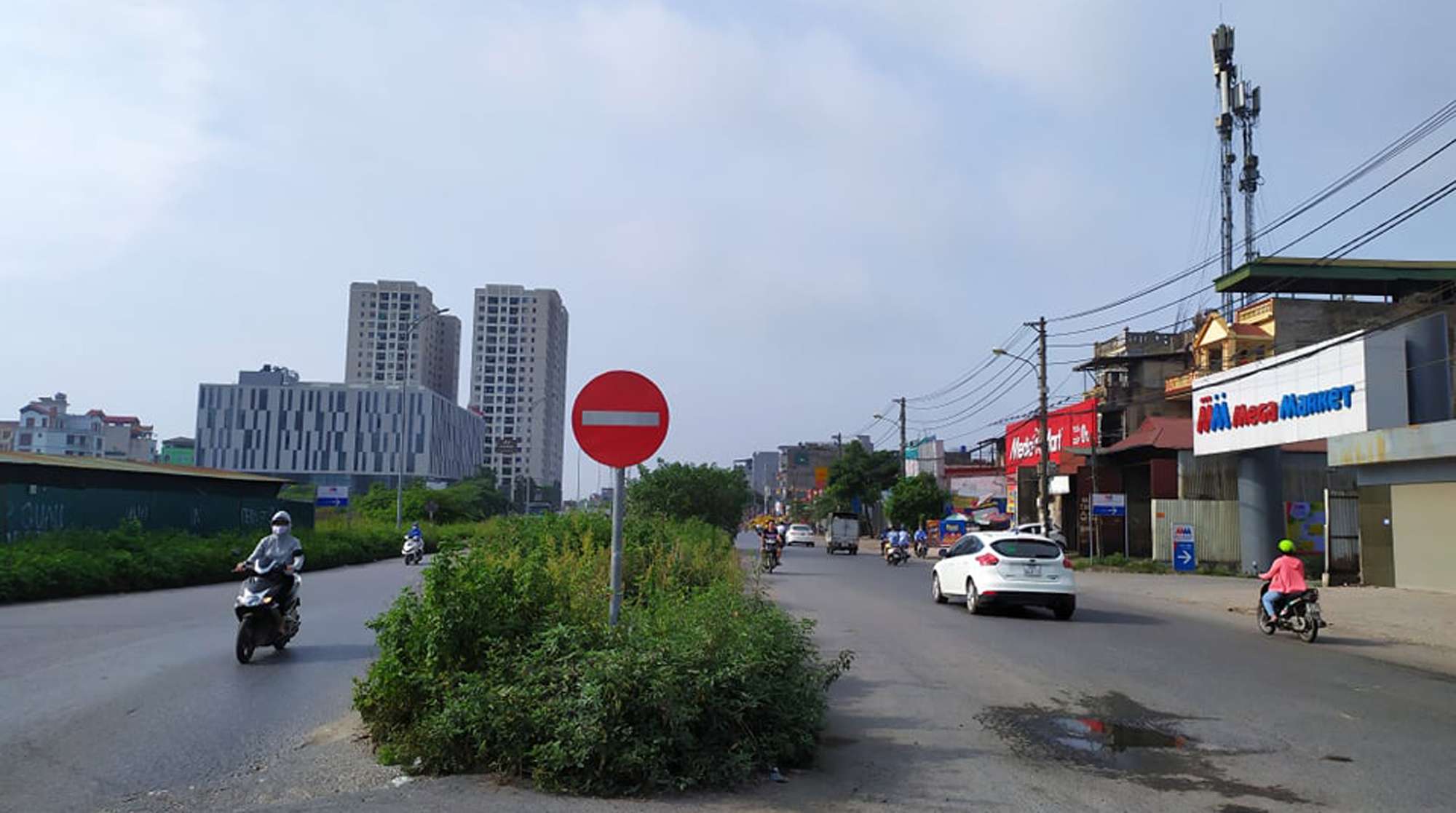 Dự án mở rộng đường Tam Trinh hơn 2.000 tỉ đồng sau 4 năm mới làm được vài trăm mét - Ảnh 12. Dự án mở rộng đường Tam Trinh hơn 2.000 tỉ đồng sau 4 năm mới làm được vài trăm mét - Ảnh 12.